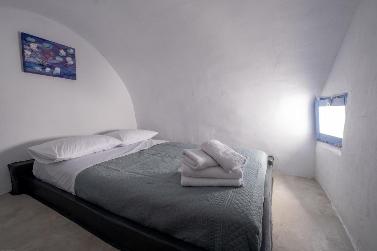 Labyrinth Traditional Houses Pyrgos Kallistis Exterior foto
